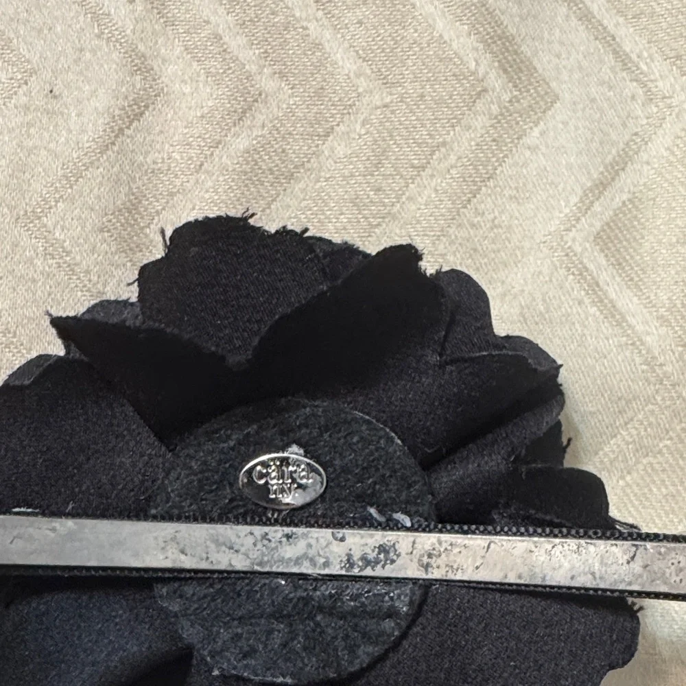 Elegant Black Floral Pearl Headband